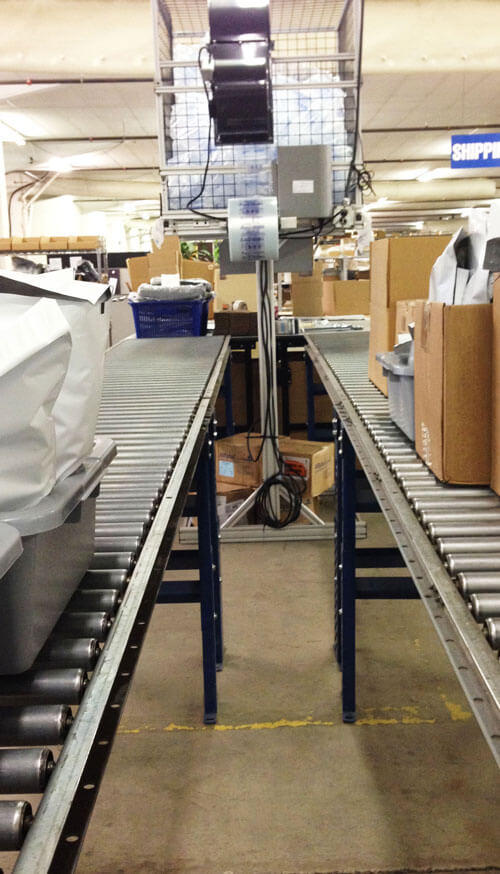 fulfillment center conveyor